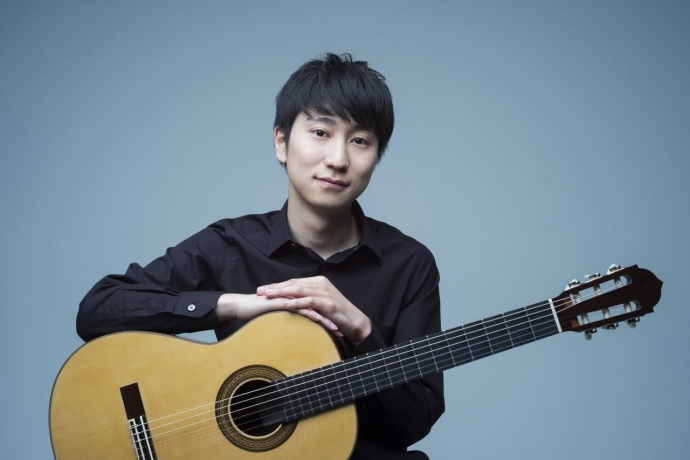 Shin-ichiro Tokunaga_1(c)Tohru Yuasa