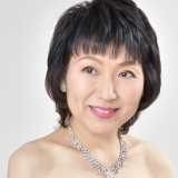Mari Tsuda_top