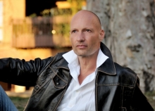ローマン・トレーケル　Roman Trekel